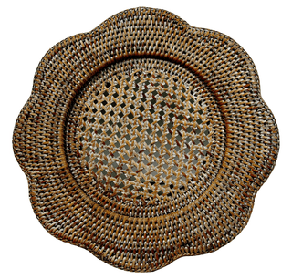 Caspari Rattan Scalloped Round Charger Plate in Natural - 1 Charger Plate HDP101
