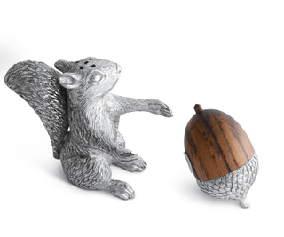 Vagabond House Squirrel with Wood Acorn Salt & Pepper Set 14976